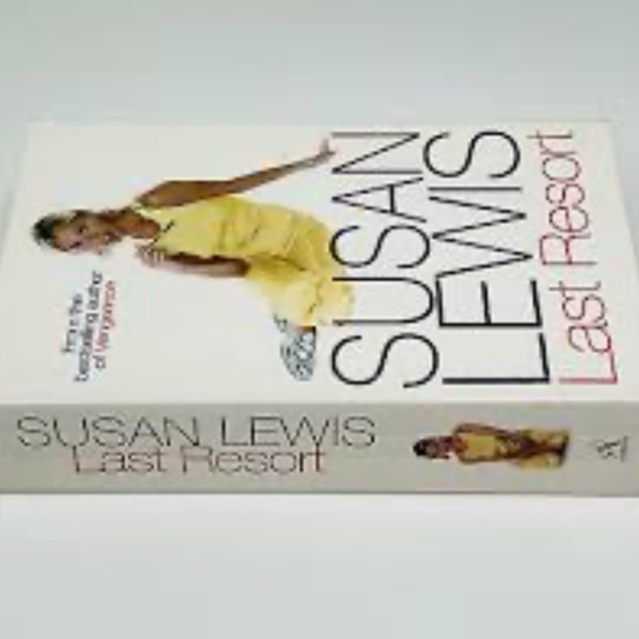 4/$30 Bundle; Novel: "Last Resort” by Susan Lewis - Picture 3 of 6